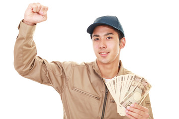 ガッツポーズの宅配人
