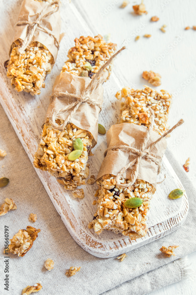 Sticker homemade granola bars