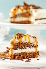Date and cream cake