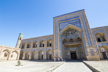 Fototapeta na wymiar Mohammed Rakhim Khan Medressa in Khiva, Uzbekistan