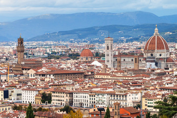 Fototapeta na wymiar skyline center of Florence town in autumn