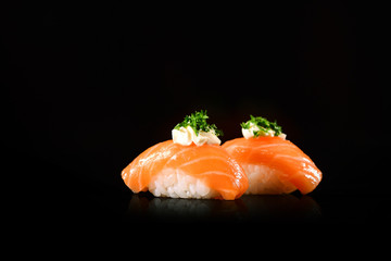 Salmon nigiri sushi