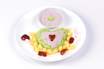 Neal ginkgo (Heart shape) for Chinese celebration and good life