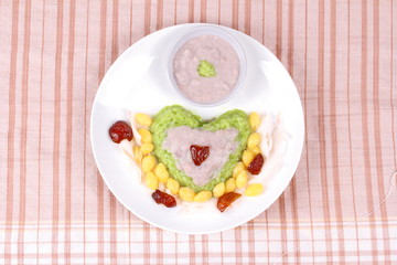 Neal ginkgo (Heart shape) for Chinese celebration and good life