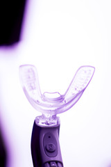Teeth bracket accelerator