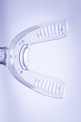 Dental bracket tooth vibrator