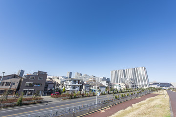隅田川沿いの住宅街