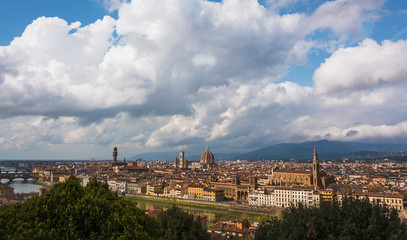 Fototapeta na wymiar Florence skyline with clouds