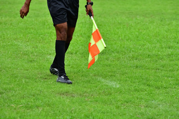 Assistant soccer refere