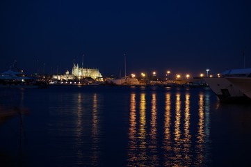 Kathedrale von Palma de Mallorca bei Nacht © Ralf