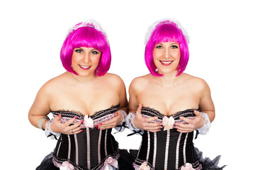Hausmädchen mit Pinken Haaren