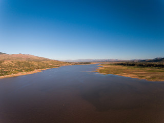 Fototapeta na wymiar Lago Angostura Bolivia