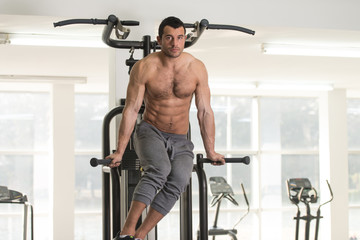 Parallel Bars Exercise For Abs