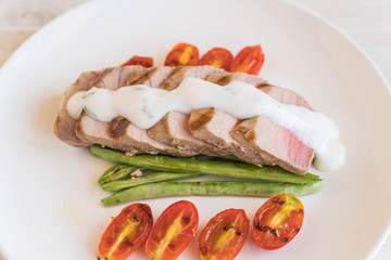 tuna steak with salad