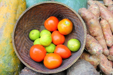 Tomato and Lemon in plate with vegetable