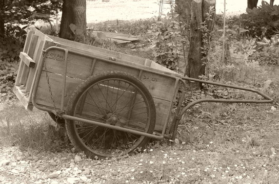 リヤカー の画像 253 件の Stock 写真 ベクターおよびビデオ Adobe Stock