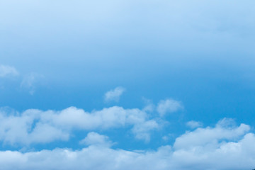 Naklejka premium clouds on sky in the evening