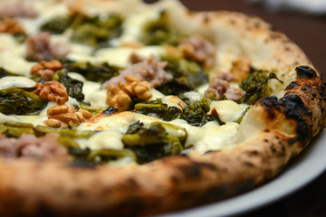 Pizza Broccoli e Noci