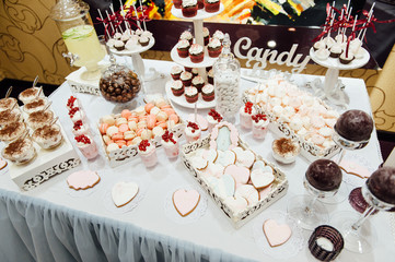 eco-friendly cake on the festive table.