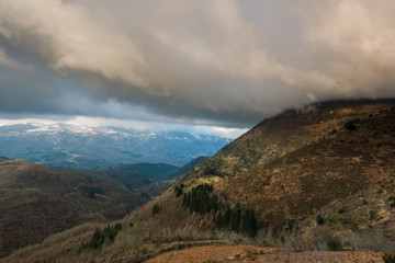 Fototapeta na wymiar Mountain view from Azpirotz in Navarra,Spain