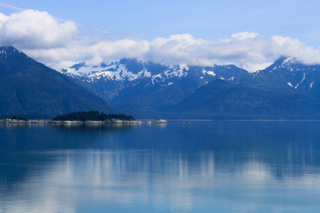 Fototapeta na wymiar Beautiful Alaska scenery