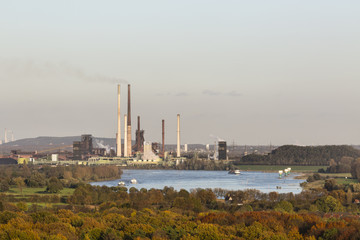 Obraz premium Coking Plant And River