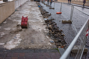 Cantiere rifacimento pavimentazione cittadino