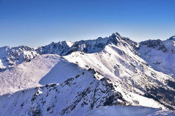 Fototapeta na wymiar Winter view of high tatra mountain and Swinica peak