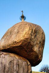 Myanmar - Burma - Goldener Felsen in Kyaiktiyo