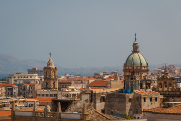 Fototapeta na wymiar A view over Palermo from the roof of the Cathedral, Sicily, Ital