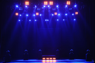 Free stage with lights, lighting devices.