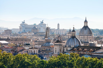 Fototapeta na wymiar skyline of Rome city in side of Capitoline Hill