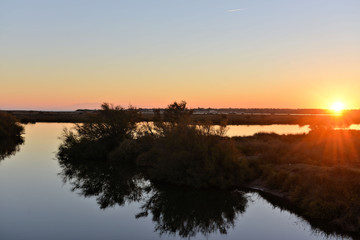 coucher de soleil sur les salins 