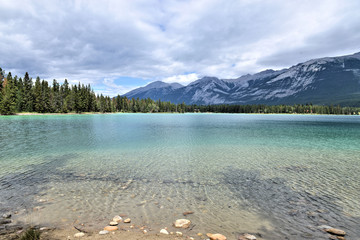 lac de haute montagne