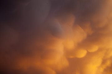 Mammatus cloud