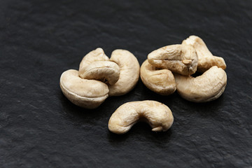 Peeled and toasted cashew nuts