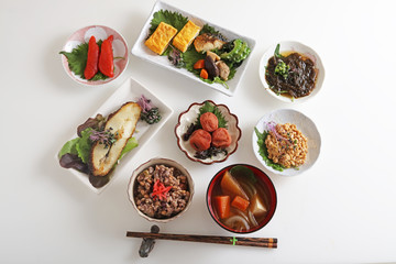 おいしそうな和風朝食
