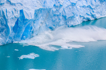 Fototapeta na wymiar Perito Moreno Glacier Calving