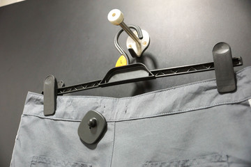 RFID hard tag for clothing - Shoplifting and anti-theft system - Electronic Article Surveillance...