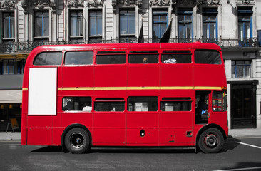 Fototapeta na wymiar Double-decker bus in the city of London