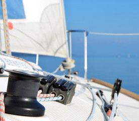 Fototapeta premium On board on a sailboat on Lake Constance on a calm sunny day