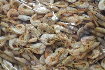 small dried shrimps