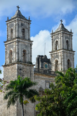 Fototapeta na wymiar Kirche in Valladolid, Mexiko