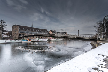 Winterzeit an der Fulda in Kassel