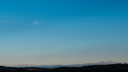 Fototapeta na wymiar Panoramic view of the Alps