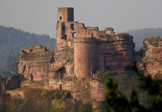 Burgen Altdahn