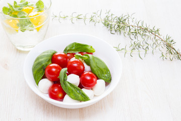 カプレーゼサラダ