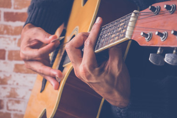 guitarist plays a beautiful finger