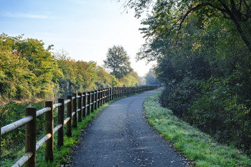 Bicycle track along the Villoresi canal