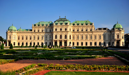 Obraz premium Facade of Belvedere complex in Vienna